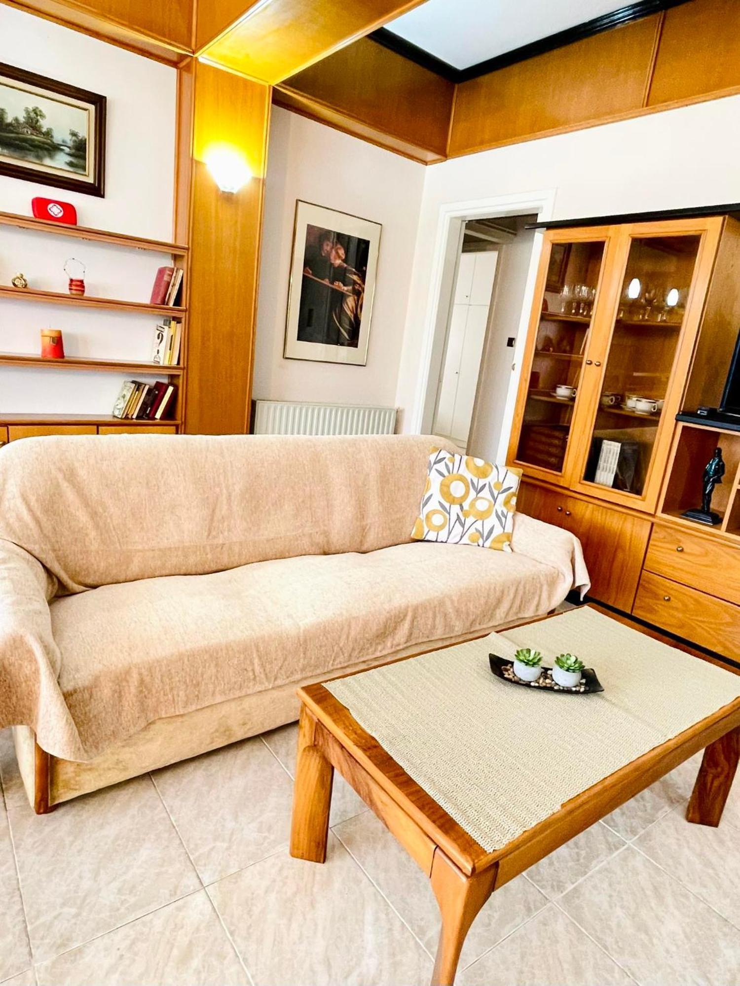 Apartment Be My Guest Komotini